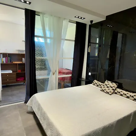 Apartment Magnifique Vue - 2 Pieces Climatise Avec Terrasse A Cap Esterel *