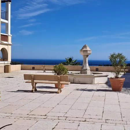 Magnifique Vue - 2 Pieces Climatise Avec Terrasse A Cap Esterel *